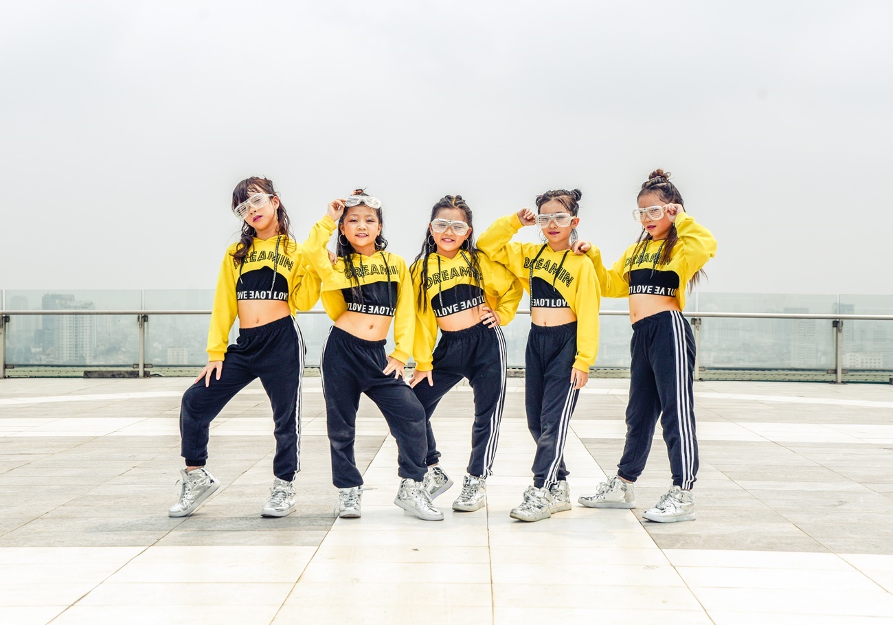 Shuffle Dance
